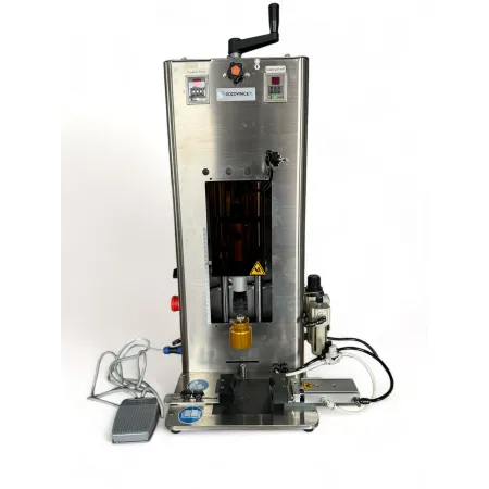 Półautomatyczna zakręcarka CC-1000 15